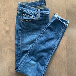 Black Orchid Noah Ankle Fray jeans (size 29)